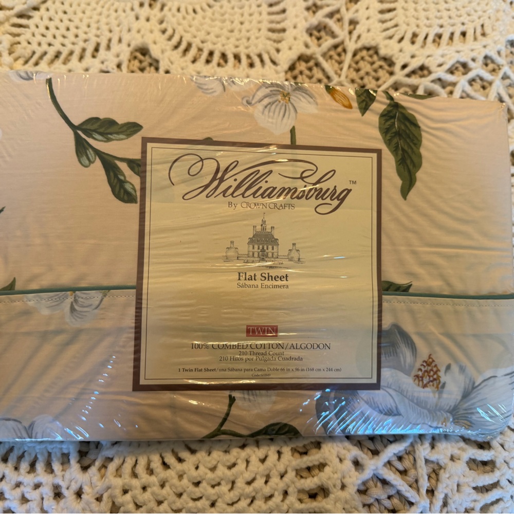 Williamsburg By Crown Crafts Twin Floral Flat Sheet NWT
